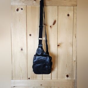 Vintage BB Design Geuine Leather Adjustable Strap Multi-Pocket Crossbody Purse